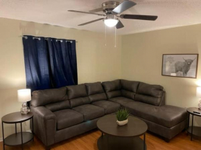Cute 1 bedroom upstairs apartment next to Fort Sill